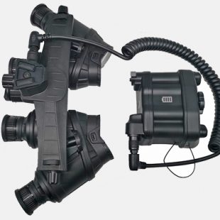 Lindu GPNVG-18 PRO night vision goggles with battery packs 4