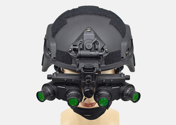 Lindu GPNVG-18 PRO night vision goggles with battery packs